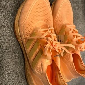 Adidas Ultraboost 21